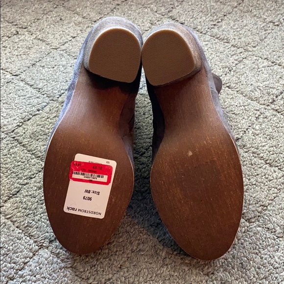 *SOLD* Abound Bootie, Gray size 8W - Picture 4 of 8